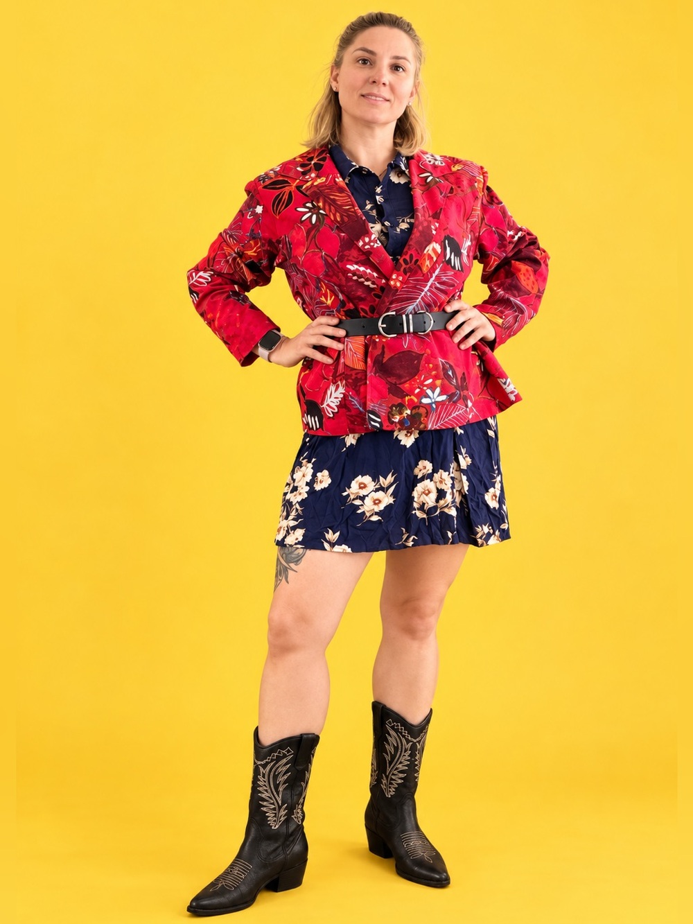 Chico’s Red Floral Art Print Statement Jacket Size 3 XL